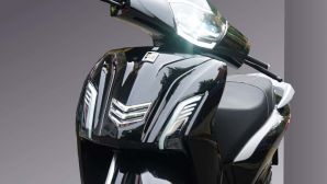 ‘SH phiên bản chạy điện’ chính thức ra mắt tại Việt Nam: Đẹp át vía Honda SH Mode, giá 25 triệu đồng