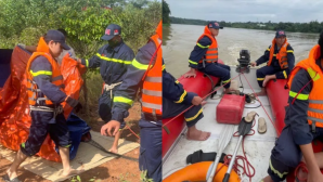 Phát hiện thi thể nam thanh niên dưới sông Sêrêpốk ở vị trí không ai ngờ: Manh mối từ chiếc xe SH bỏ lại trên cầu 14