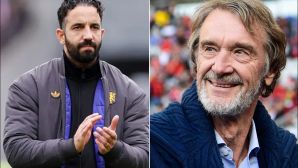 HLV Ruben Amorim mâu thuẫn với Sir Jim Ratcliffe, Casemiro đếm ngày rời Manchester United