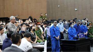 Lộ diện ca sĩ gạo cội ‘nướng’ 4,3 triệu USD vào sòng bạc Pullman, hé lộ lời khai khó tin trước tòa