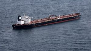 Giá xăng dầu hôm nay 5/11: Giảm mạnh khi thị trường tài chính suy thoái