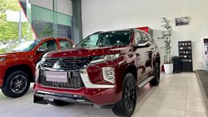Giảm giá lăn bánh ‘sập sàn’, Mitsubishi Pajero Sport thách thức cả Ford Everest và Toyota Fortuner