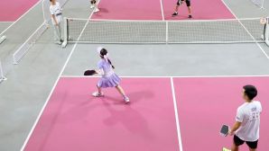 Hành động theo phản xạ, người đàn ông suýt mất mạng khi chơi pickleball