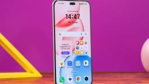 Đây là chiếc điện thoại Android nhiếp ảnh thần sầu, giá rẻ hấp dẫn, được coi là ‘đại kình địch’ của Galaxy S25 Ultra