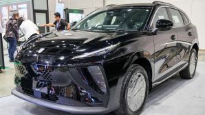 ‘Kình địch’ mới của Mazda CX-5: SUV điện gây chú ý với thiết kế hiện đại và tầm hoạt động 1.000 km