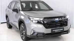 Subaru Forester 2026 ra mắt Việt Nam: SUV nhập Nhật ‘đối đầu’ Mazda CX-5, giá từ 1,299 tỷ đồng