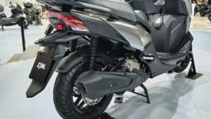 Tin xe hot 13/11: ‘Khắc tinh của Honda SH’ ra mắt với thiết kế hầm hố, trang bị tối tân, giá hấp dẫn