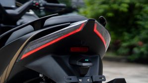 Đại chiến Honda SH, ‘vua xe ga’ mới chính thức ra mắt tại Việt Nam với giá 'mềm', trang bị cực khủng