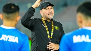 Ngã ngũ vụ HLV trưởng Malaysia từ chức sau bê bối nhập tịch, kình địch ĐT Việt Nam chìm trong rối ren