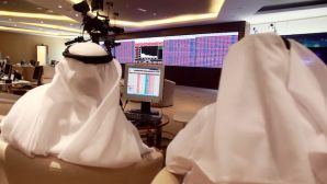 Giá dầu giảm kéo theo sự 'xuống dốc không phanh' của thị trường chứng khoán