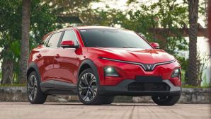 Giá xe VinFast VF 6 lăn bánh mới nhất giữa tháng 11/2025 ở mức cực rẻ, khiến khách Việt ‘dậy sóng’