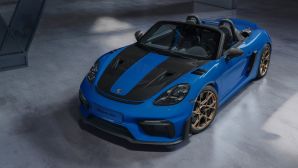 Porsche 718 RS xuất hiện tại Việt Nam: Gần 12 tỷ cho trải nghiệm với mui gập bằng tay