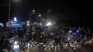 Chỉ vì mâu thuẫn trên mạng xã hội, hơn 50 thanh niên ở Khánh Hòa gây chiến với nhau rồi bị bắt