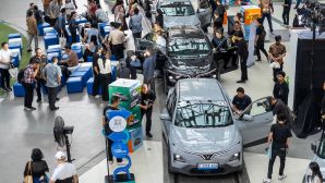 Detik Leaders Forum 2025: VinFast tham gia định hình lộ trình xe điện tại Indonesia