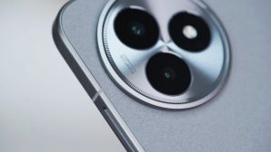 Redmi K90 Ultra nâng cấp mạnh với màn 165Hz, pin 8000 mAh bỏ xa iPhone 17 Pro Max, Galaxy S25 Ultra