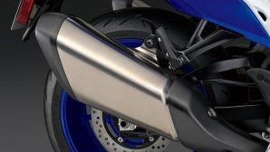 Suzuki chính thức ra mắt ‘huyền thoại côn tay’ mới chất hơn cả Honda Winner R: Có phanh ABS, giá mềm