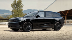 ‘Hiệp sĩ bóng đêm’ trong thân hình SUV điện hạng sang 590 mã lực: Giới hạn 999 chiếc toàn thế giới