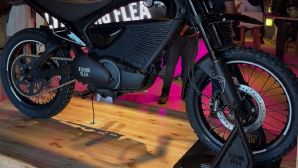 ‘Chiến binh tốc độ’ mới chính thức ra mắt giá 59 triệu đồng: Đẳng cấp hơn Honda Winner R va Exciter