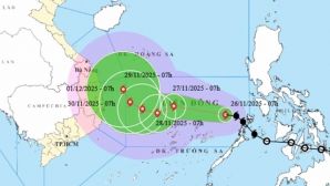Thông tin nóng về bão số 15: Di chuyển phức tạp, các tỉnh sau đây sẽ phải sẵn sàng ứng phó bão, thiên tai