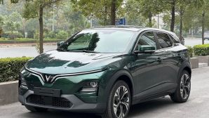 Giá lăn bánh VinFast VF 6 mới nhất cuối tháng 11/2025 khiến khách Việt ‘phát sốt’ vì quá ‘mềm’