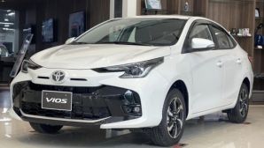 Tin xe 28/11: Hạ gục Hyundai Accent bằng giá lăn bánh cực rẻ, Toyota Vios khiến khách Việt dậy sóng