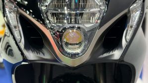 Suzuki chính thức ra mắt ‘huyền thoại côn tay’ mới đét: Thiết kế đẹp vượt thời gian, có ABS, giá mềm