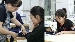 Xúc động hình ảnh cô trò ở TPHCM may hàng trăm bộ đồng phục tặng học sinh vùng lũ