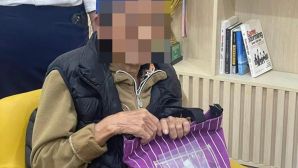 Cụ bà 80 tuổi ở Hà Tĩnh suýt bị lừa sạch 2 tỷ đồng tiền bán vàng, lý do khiến nhiều người xót xa