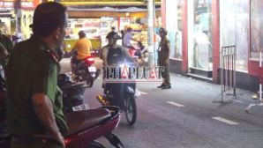 Vụ một người đàn ông bị đâm tử vong giữa đường ở TP.HCM, tiết lộ chi tiết quan trọng về hung thủ