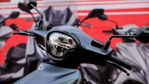 Đối thủ ‘nặng ký’ của Honda Air Blade ra mắt với giá hấp dẫn 46 triệu đồng, trang bị đe nẹt SH Mode