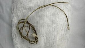 Nam sinh 16 tuổi làm theo video độc hại trên mạng, đưa dây sạc điện thoại vào niệu đạo để tìm ‘cảm giác lạ’