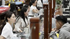 Gần 80.000 người rời vị trí sau tinh gọn bộ máy, quyền lợi được chi trả ra sao theo quy định mới nhất hiện hành?