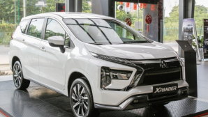 MPV cuối năm ‘xả hàng’ mạnh tay: Giảm tới trăm triệu đồng, món hời cho khách Việt