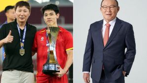 HLV Park Hang-seo 'nhận tội' với U22 Việt Nam, tiết lộ về món quà tặng HLV Kim Sang-sik