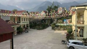 Lào Cai: Hàng trăm phụ huynh phản đối, giữ con ở nhà vì sắp xếp trường học mới xa 8 km, đại diện lãnh đạo lên tiếng