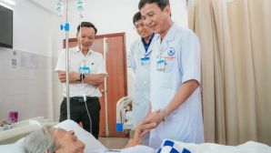 Tình hình sức khỏe hiện tại của nghệ sĩ Phi Điểu sau khi nhập viện cấp cứu vì nhiễm trùng huyết