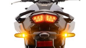 Yamaha chính thức ra mắt ‘vua côn tay’ mới xịn hơn Exciter và Honda Winner R, giá rẻ so với trang bị