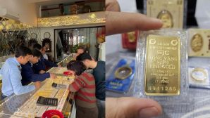 Giá vàng chốt phiên 25/12 đảo chiều sau khi lập đỉnh, SJC neo cao, vàng thế giới bất ngờ hạ nhiệt vì chốt lời