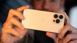 Nếu đang tìm kiếm điều này, bạn là người nên mua iPhone 13 Pro - iPhone màn 120Hz rẻ nhất Việt Nam