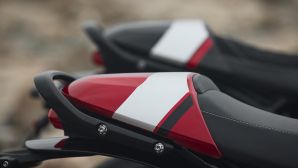 ‘Huyền thoại côn tay’ mới đẹp át vía Honda Winner R và Yamaha Exciter ra mắt: Có cả ABS, giá hấp dẫn