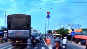 Xe tải chạy ngược chiều 1km giữa đường đông đúc ở TP.HCM, CSGT vào cuộc, hé lộ mức phạt nặng