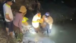 Hiện trường án mạng gây chấn động Đắk Lắk: Người đàn ông nghi bị tấn công bằng đá rồi dìm xuống ao tử vong