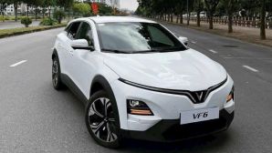 Cập nhật giá lăn bánh VinFast VF 6 mới nhất đầu tháng 1/2026: Ưu đãi cực lớn, hấp dẫn khách Việt