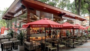 Highlands Coffee dừng bán 2 loại đồ uống vì đã nhập nguyên liệu chính từ Đồ hộp Hạ Long