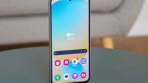 Đây là chiếc điện thoại Samsung cao cấp giá hơn 11 triệu có AI xịn ngang ngửa iPhone 17