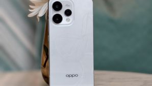 Mở hộp, trải nghiệm OPPO Reno15: Kẻ hủy diệt Galaxy S25 với màn to, pin khủng, sạc nhanh