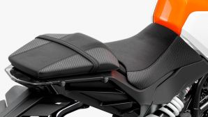 ‘Vua côn tay’ hơn 200cc mới chính thức ra mắt: Chất hơn Honda Winner R và Exciter 155, có ABS 2 kênh