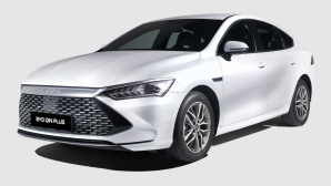 Sedan hybrid giá chỉ hơn 300 triệu đồng, chạy điện 210 km: ‘Áp đảo’ hoàn toàn Honda City