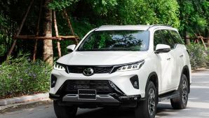 Giá lăn bánh Toyota Fortuner giữa tháng 1/2026 giảm xuống mức cực ‘mềm’, ‘hạ knock-out’ Ford Everest