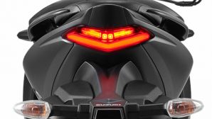 Suzuki chính thức ra mắt ‘vua côn tay’ mới giá 45 triệu đồng: Chơi tới bến Honda Winner R và Exciter